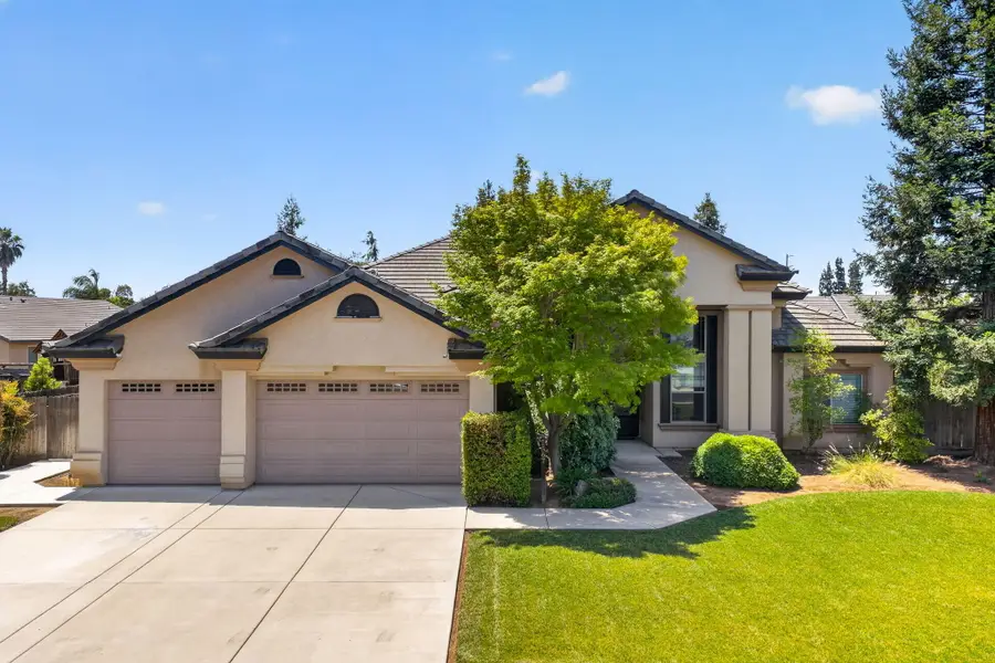 1567 Shelly Lane, Porterville, CA 93257 - #2