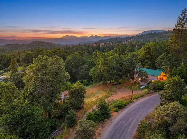 53237 Hogback Drive, Miramonte, CA 93641