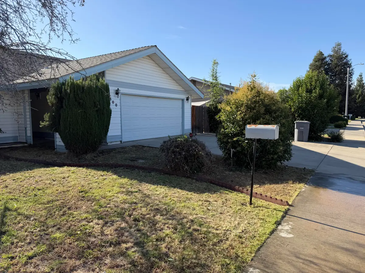 800 N B Street, Exeter, CA 93221 - #1