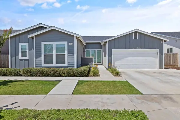 3733 N Clay Street, Visalia, CA 93291