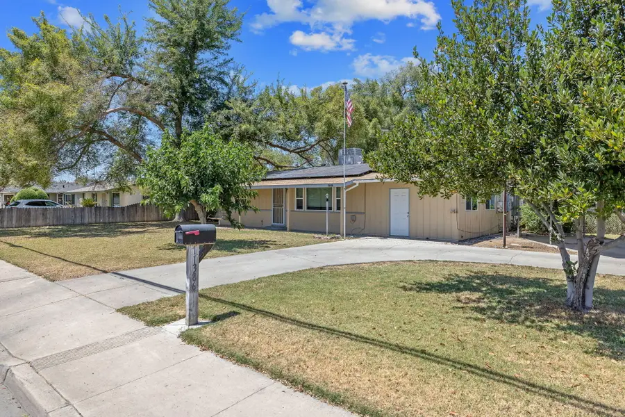 11386 Hanford Armona Road, Hanford, CA 93230 - #2