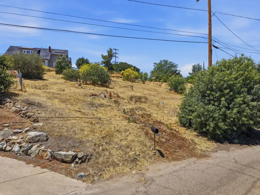 N Scenic Drive, Porterville, CA 93257 - #3
