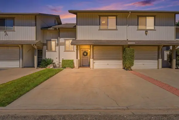 2023 E Laura Avenue, Visalia, CA 93292