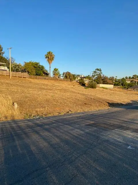 N Rancho Vista Avenue #3, Lindsay, CA 93247 - #2