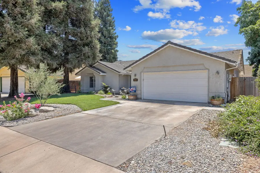 2723 W Harold Avenue, Visalia, CA 93291 - #2