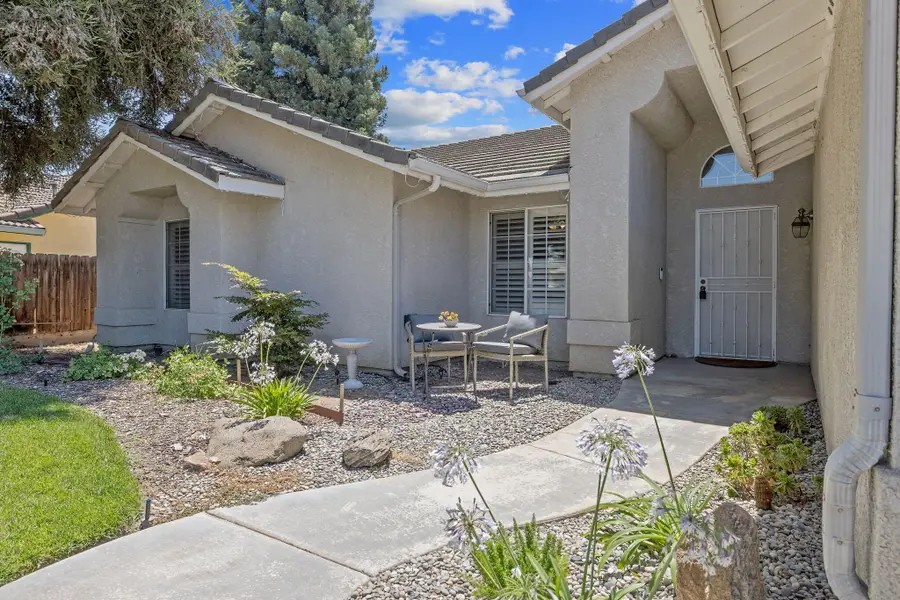 2723 W Harold Avenue, Visalia, CA 93291 - #3