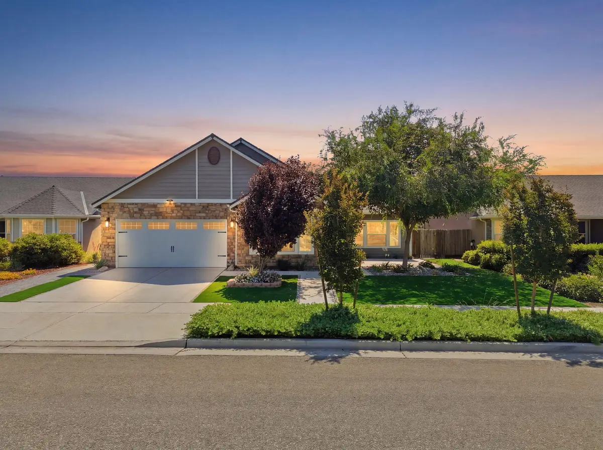 2025 Madeline Drive, Hanford, CA 93230 - #1