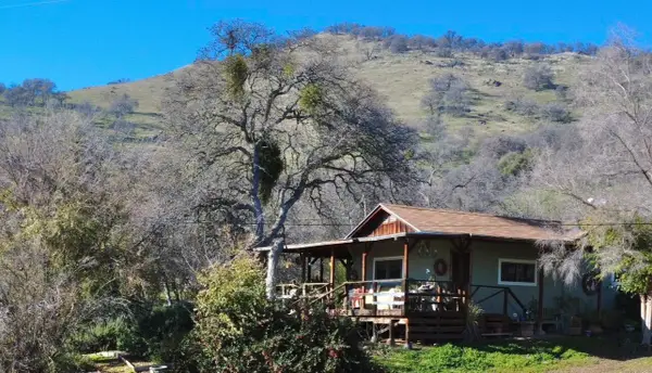 30284 Bear Mountain Road, Yokuts Valley, CA 93675
