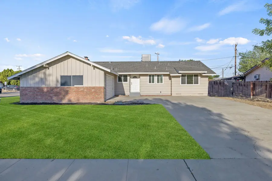 11312 Dan Drive, Armona, CA 93202 - #3