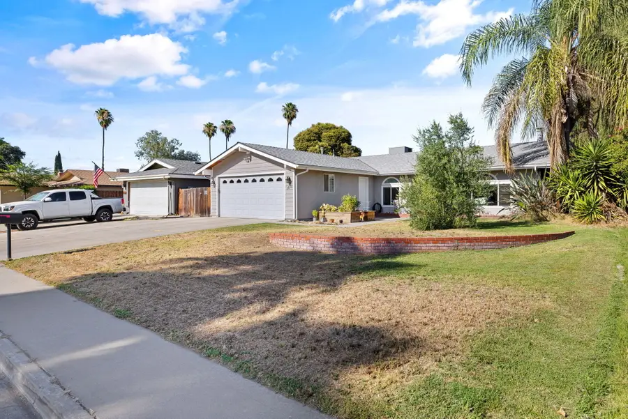 1832 S Atwood Street, Visalia, CA 93277 - #2