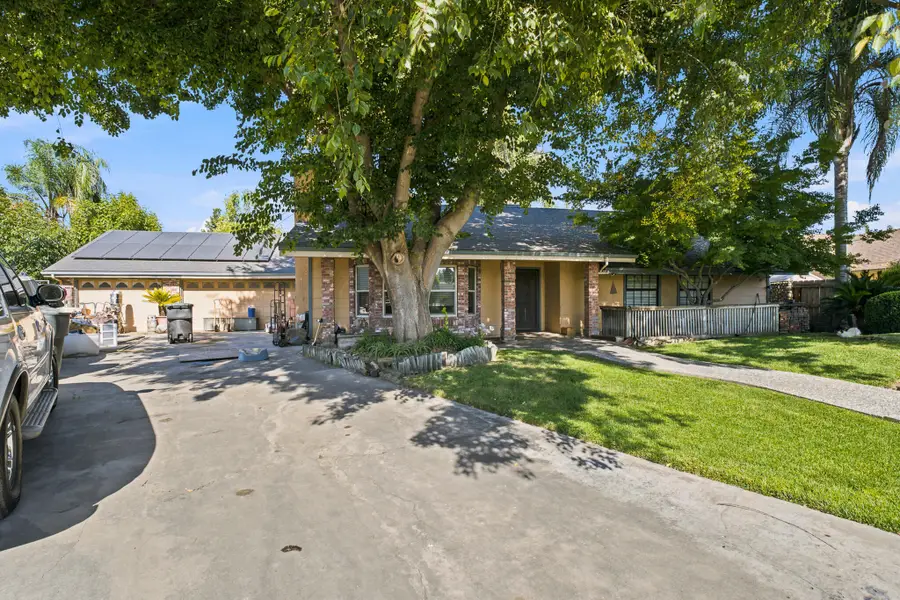 3132 S Vintage Street, Visalia, CA 93277 - #2