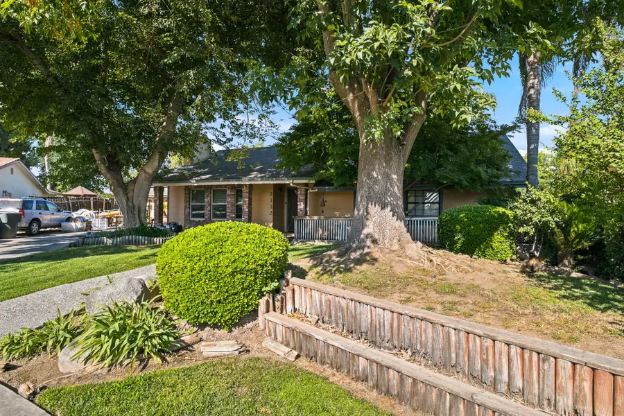 3132 S Vintage Street, Visalia, CA 93277 - #3