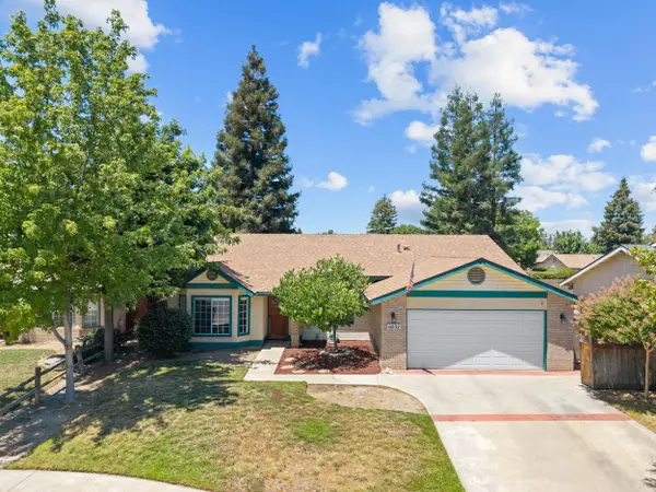 6032 W Howard Court, Visalia, CA 93277