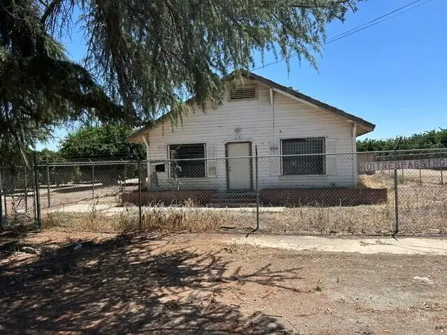 21691 Avenue 144, Porterville, CA 93257 - #1