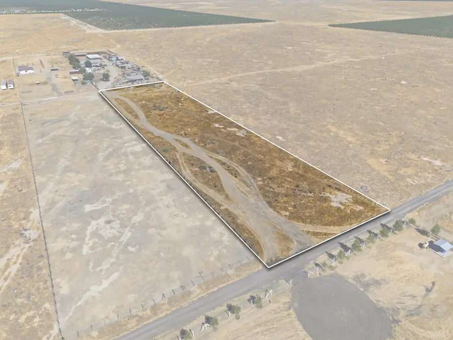 Cecil Avenue, Delano, CA 93215 - #3