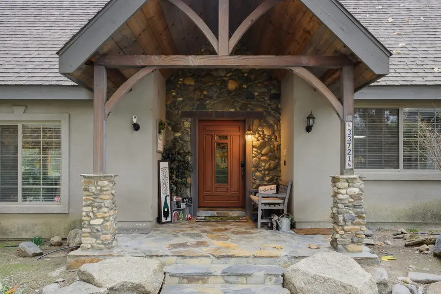 33721 Globe Drive, Springville, CA 93265 - #3