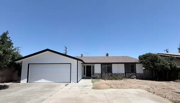 26176 N Mooney Boulevard, Tulare, CA 93274