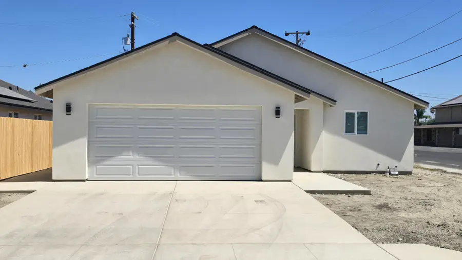 2100 Bell Avenue, Corcoran, CA 93212 - #2