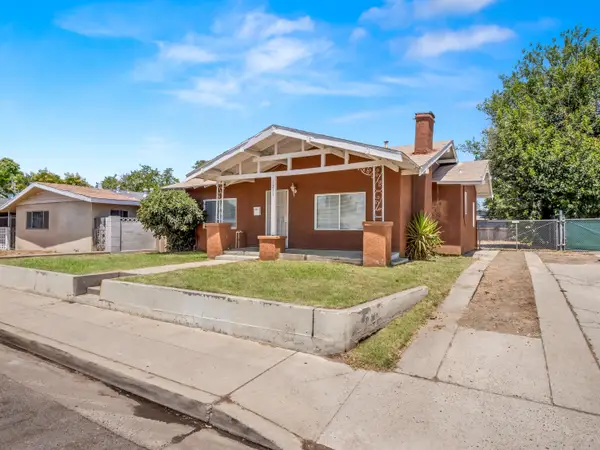 1211 E Clinton Avenue, Fresno, CA 93704
