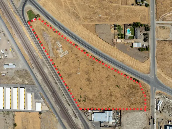 300 Santa Fe Avenue, Corcoran, CA 93212