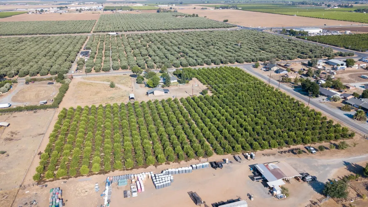 Hemlock Avenue, Porterville, CA 93257 - #1
