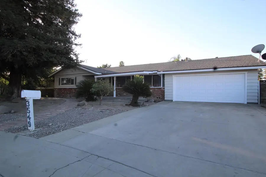 3549 W Mccormick Drive, Visalia, CA 93277 - #2