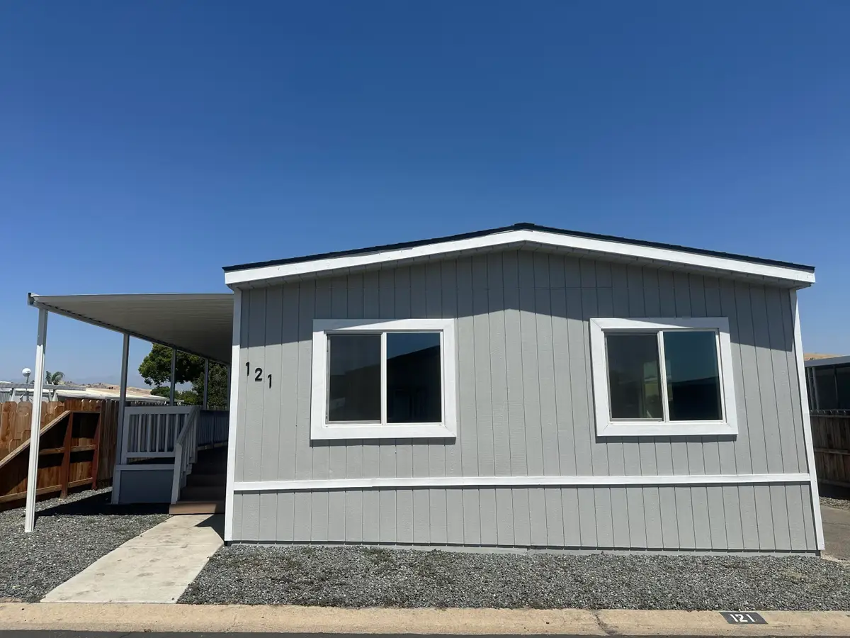 720 E Worth Avenue #121, Porterville, CA 93257 - #1