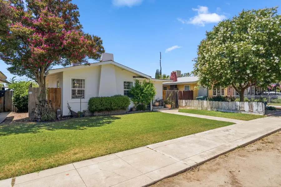 236 S C Street, Exeter, CA 93221 - #2