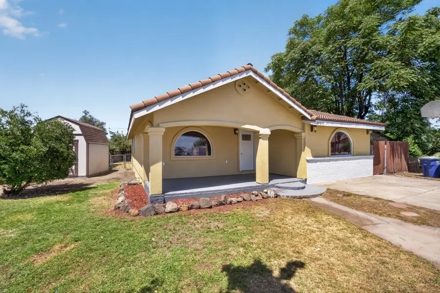 30619 Kame Drive, Goshen, CA 93227 - #2