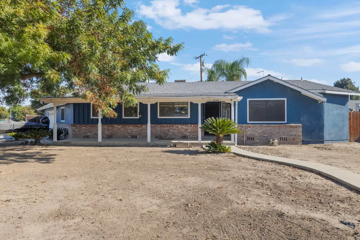 2242 E Howard Avenue, Visalia, CA 93292 - #1