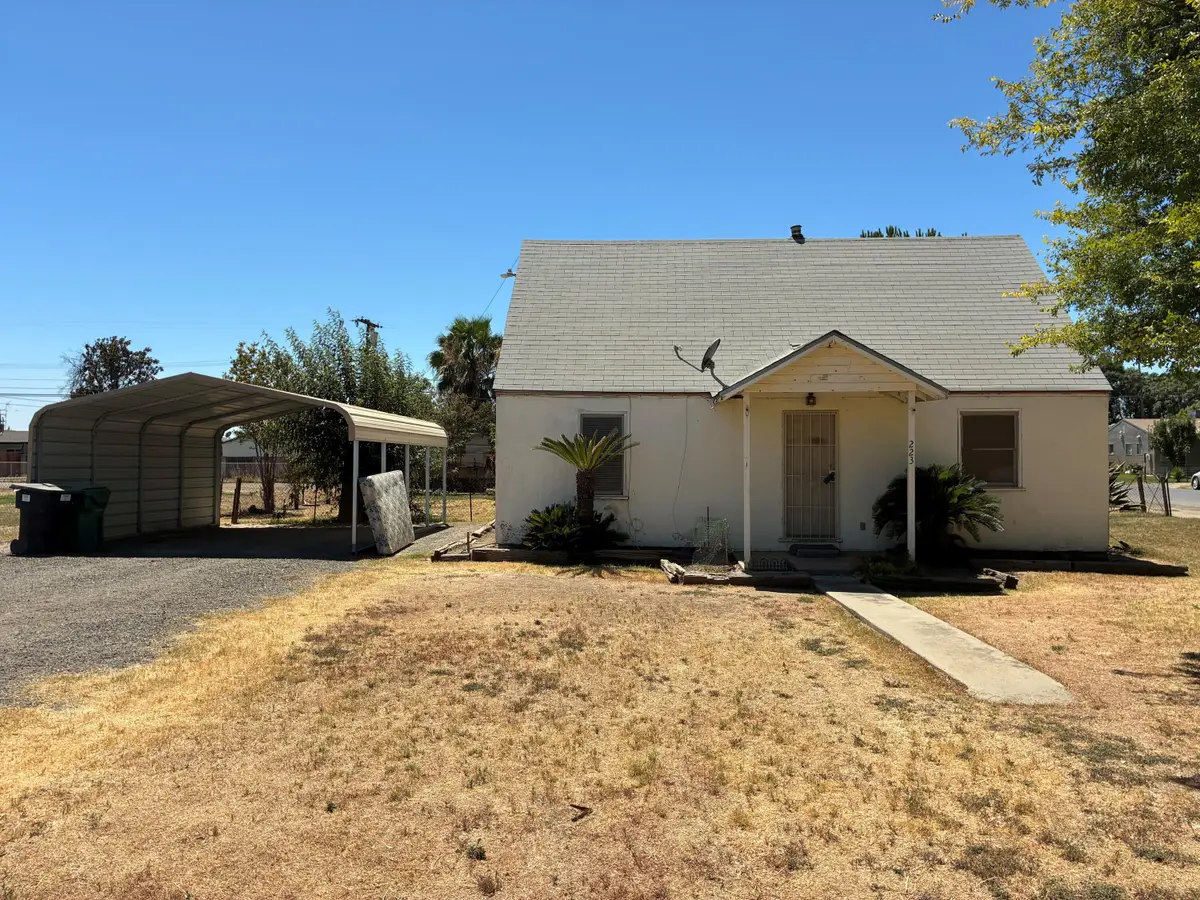 223 S Evans Road, Tipton, CA 93272 - #1