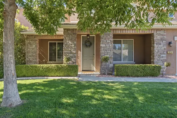 2634 W Taylor Avenue, Visalia, CA 93291