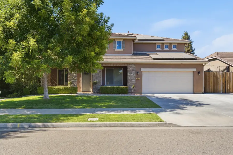 2634 W Taylor Avenue, Visalia, CA 93291 - #2