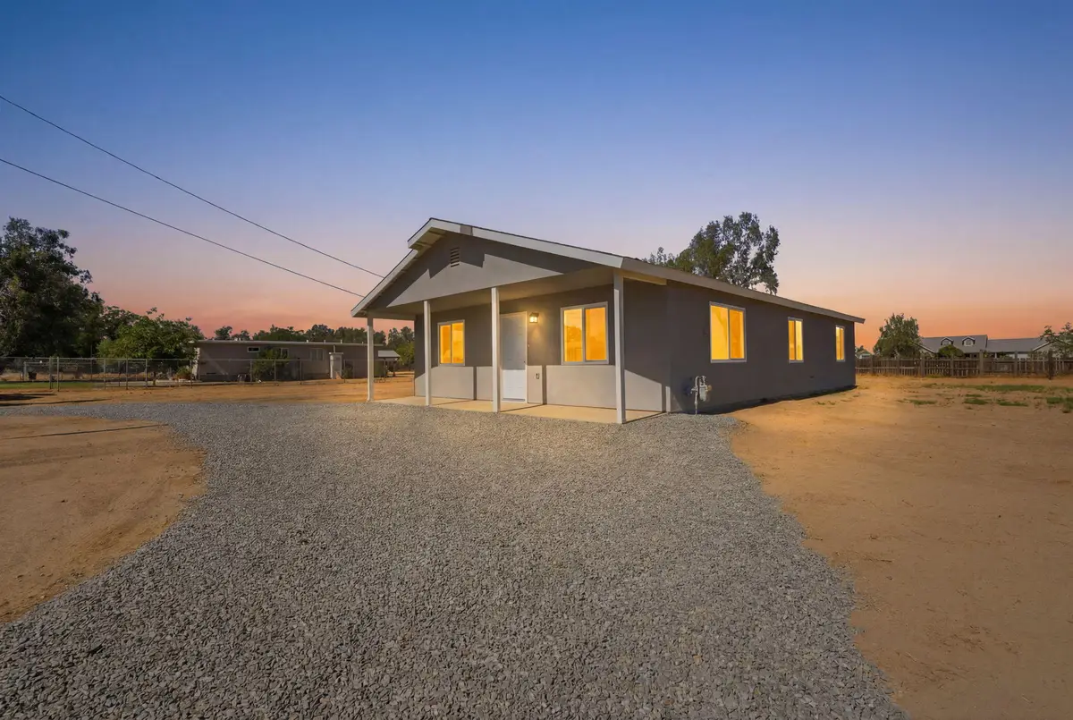 8124 Road 132, Pixley, CA 93256 - #1