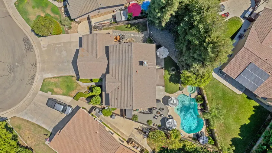 3136 S Peppertree Court, Visalia, CA 93277 - #3