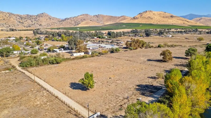 27298 Ave 146a, Porterville, CA 93257 - #3