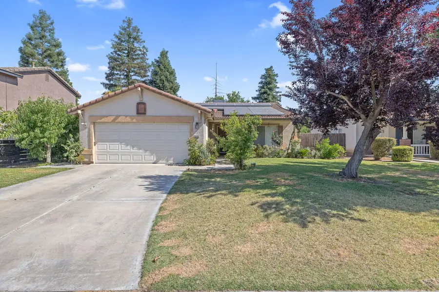 3936 W Delta Avenue, Visalia, CA 93291 - #2