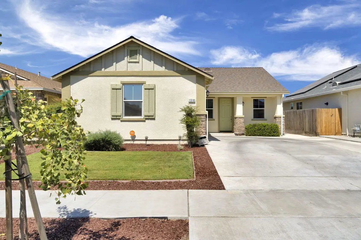 1316 Greenbrier Drive, Hanford, CA 93230 - #1