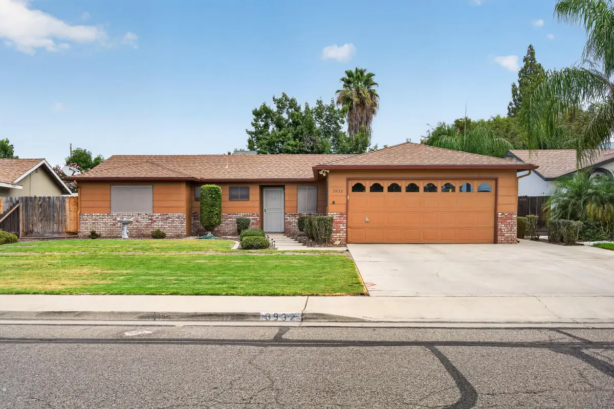 3931 W Fairhaven Avenue, Visalia, CA 93277 - #1