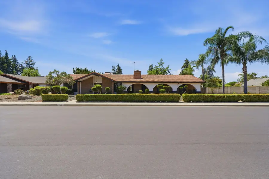 2431 S University Street, Visalia, CA 93277 - #2