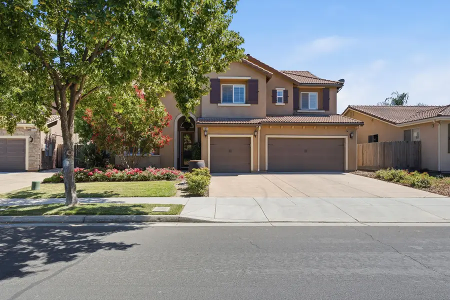 2931 W Cecil Avenue, Visalia, CA 93291 - #2