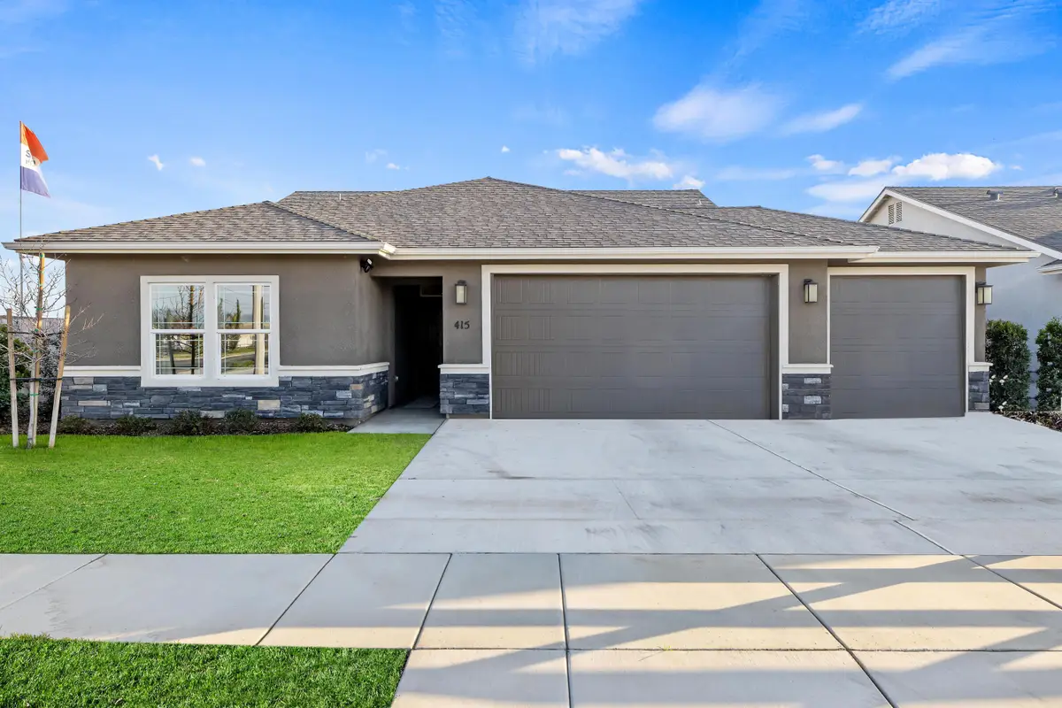 415 W Joan Avenue, Porterville, CA 93257 - #1