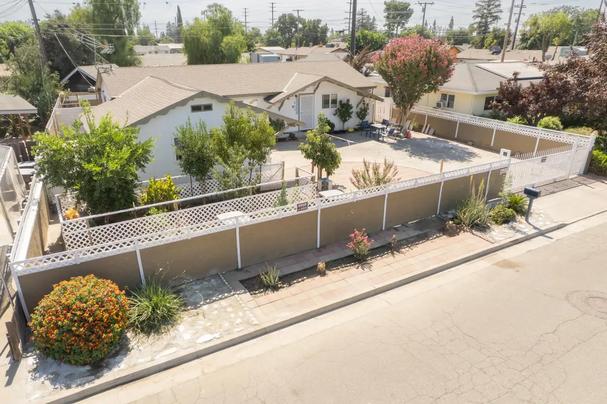 322 N Dayton Street, Tulare, CA 93274 - #1