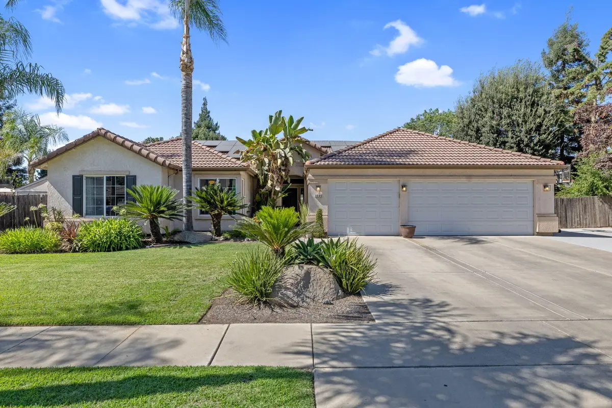 3306 W Taylor Avenue, Visalia, CA 93291 - #1