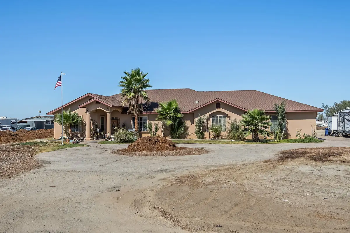 15084 18 1/2, Lemoore, CA 93245 - #1