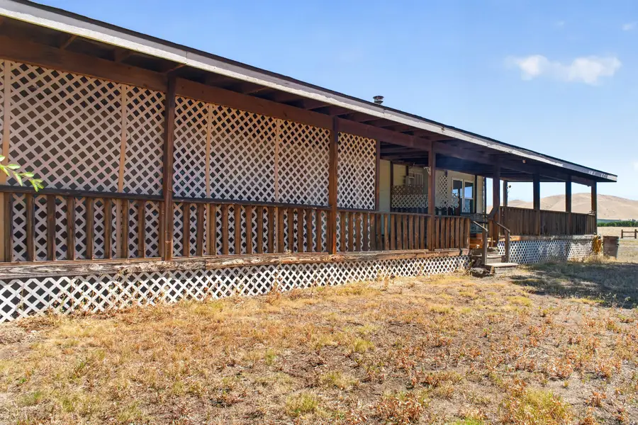 24574 Avenue 200, Strathmore, CA 93267 - #3