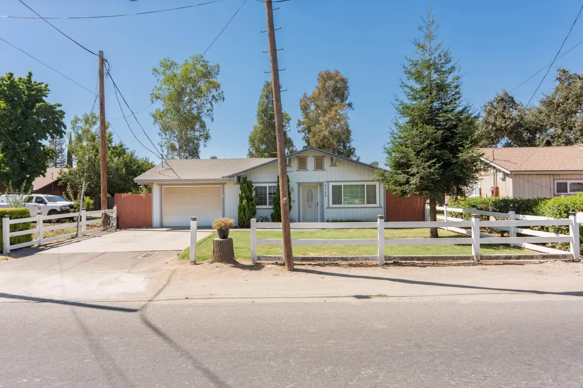 6569 De Woody Street, Laton, CA 93242 - #1