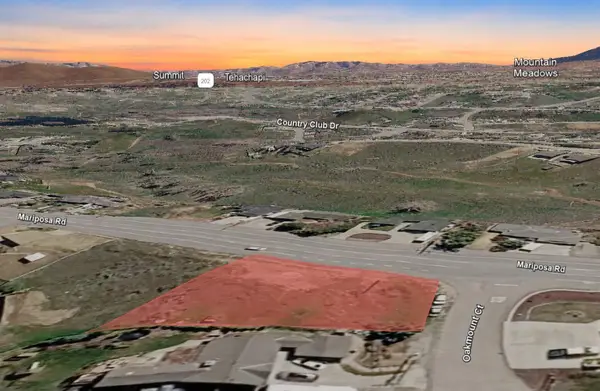 21101 Oakmount Court, Tehachapi, CA 93561