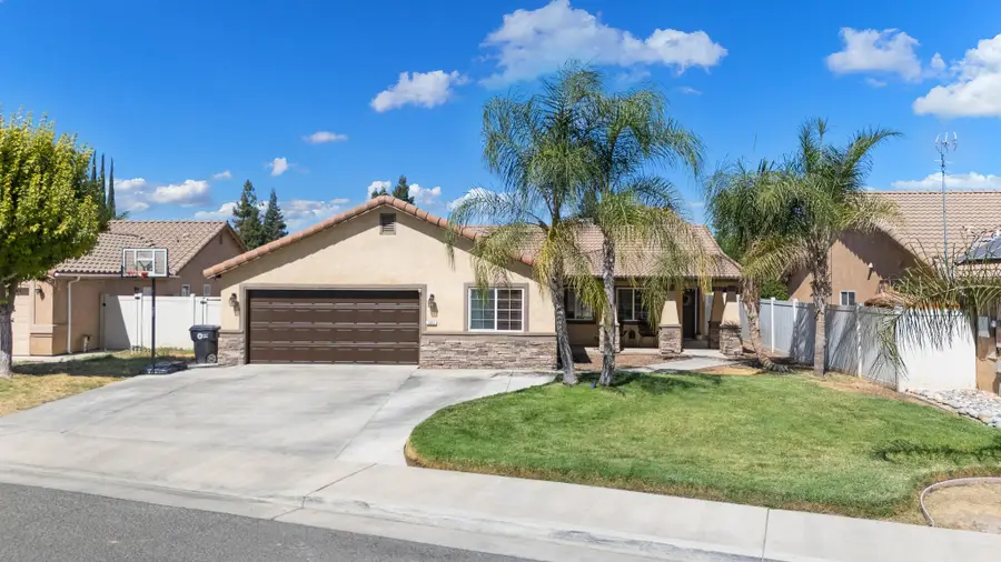 283 S Parkwest Street, Porterville, CA 93257 - #2