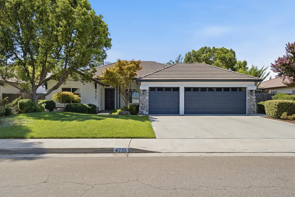 4735 W Ashland Avenue, Visalia, CA 93277 - #1